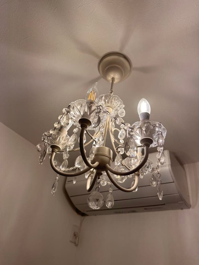 ホワイトクリスタルシャンデリア 4灯