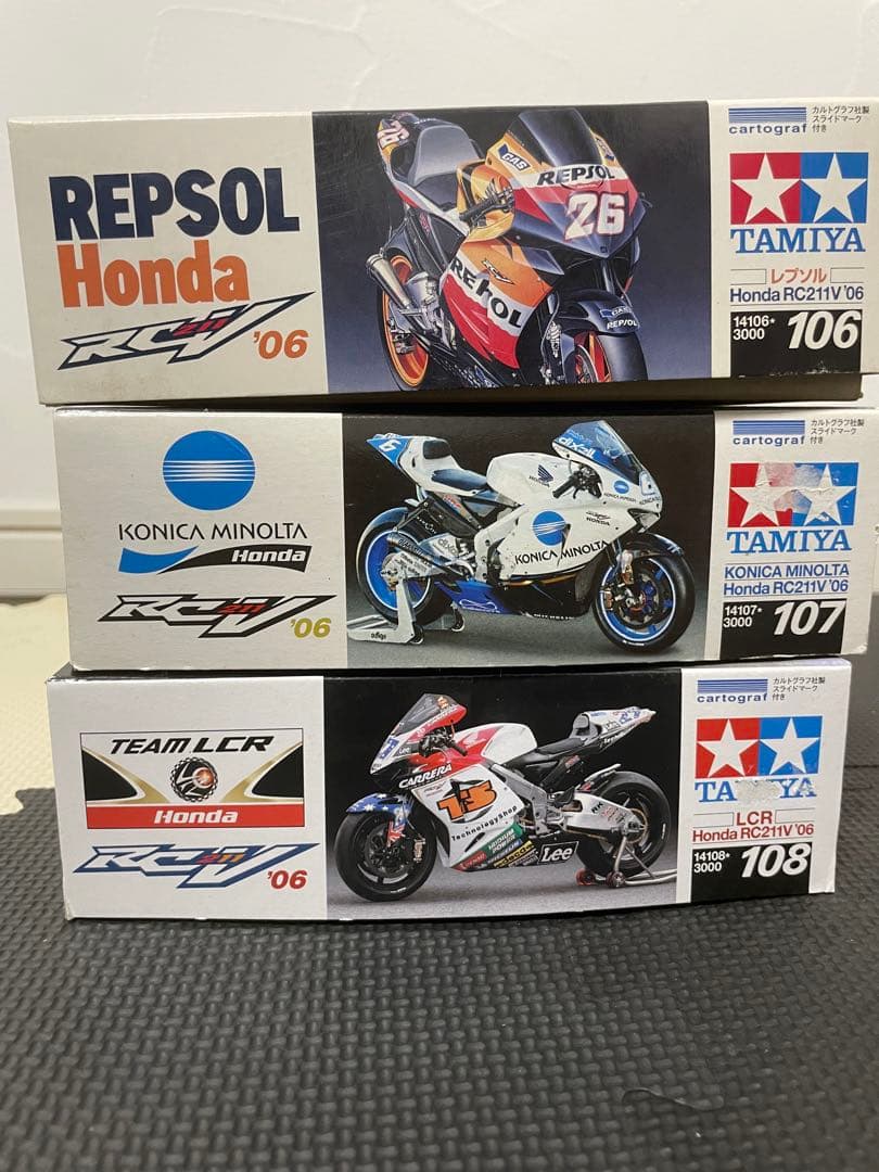 1/12 Honda RC211V '06 フロントフォークセット×3