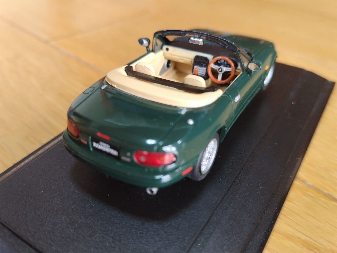 EBBRO「EUNOS ROADSTER V-Special 1996」