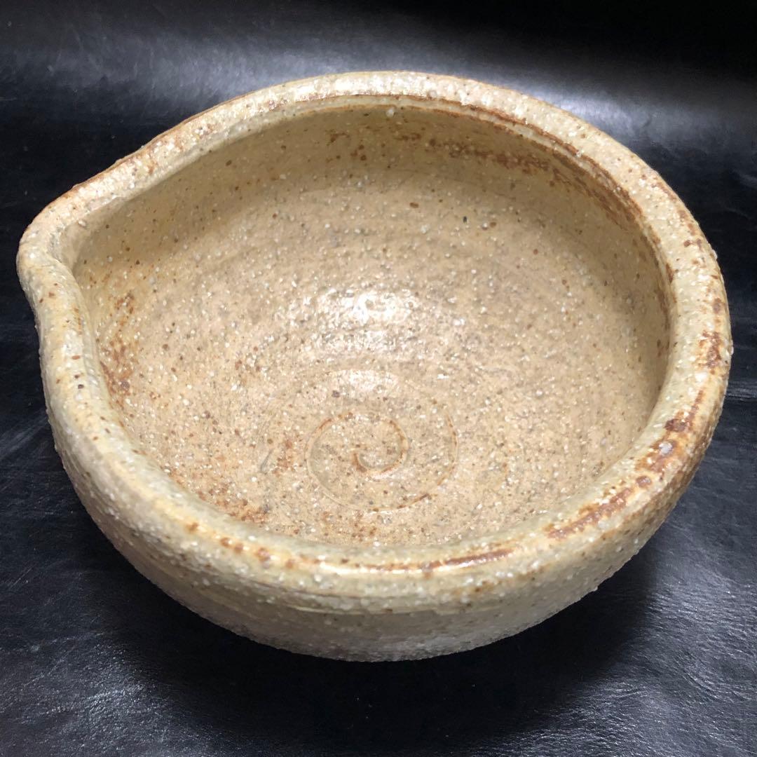 遺品整理◆蔵から謎の名の入った素焼きの抹茶茶碗？が出て来ました。茶道具