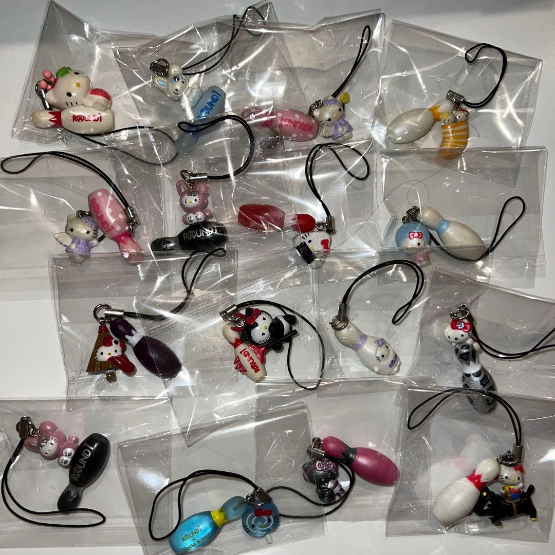 ハローキティ　ラウンドワン　ストラップ16個　非売品　レア