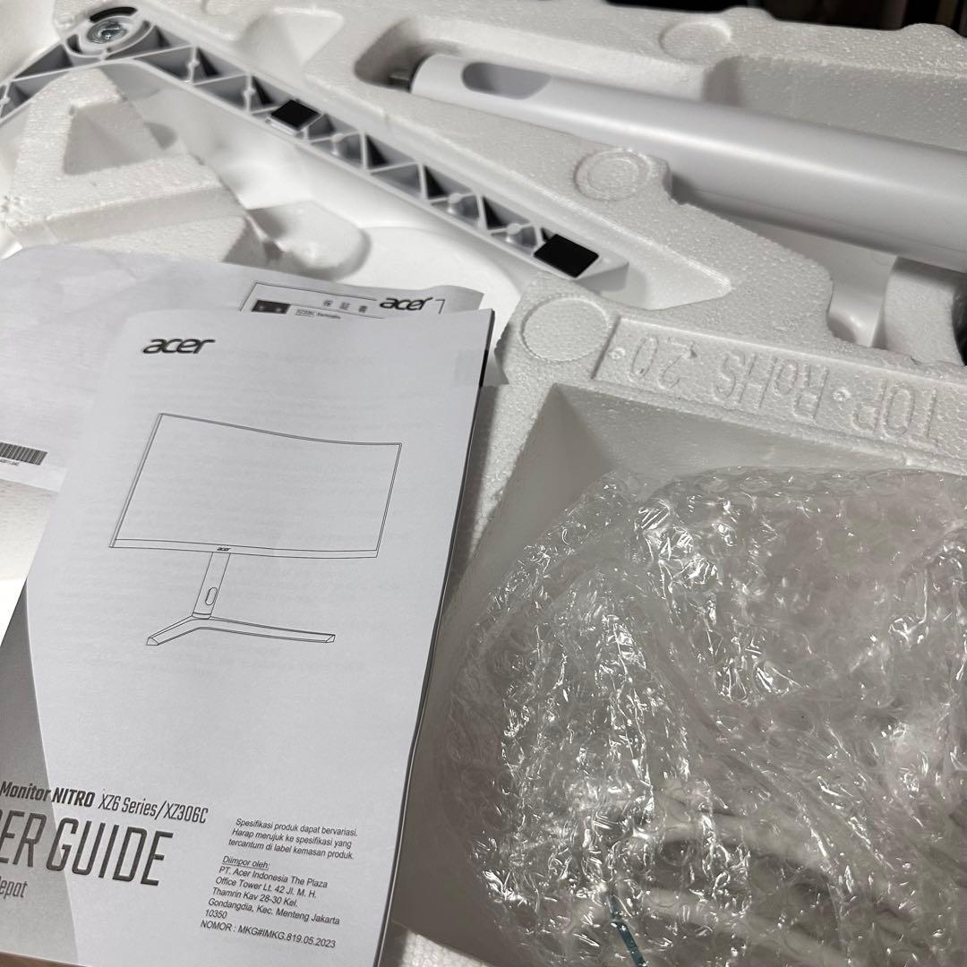 Acer Nitro XZ6 ウルトラワイド ゲーミング モニター 湾曲