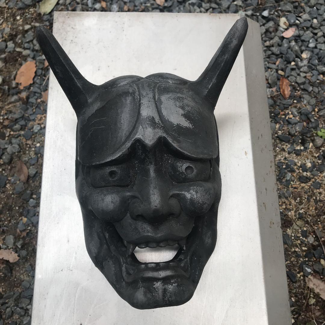 紫綬褒章の受章者　作品　鬼瓦