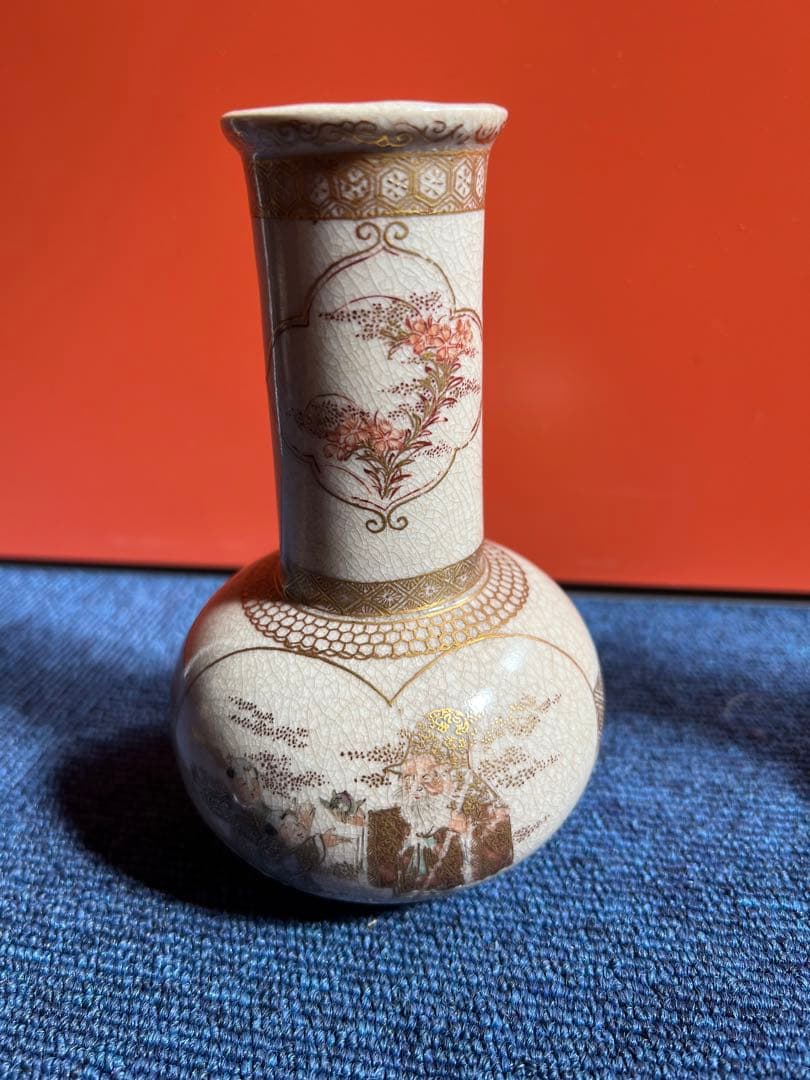 803 オールド薩摩　金彩色絵　花瓶　一対　時代物