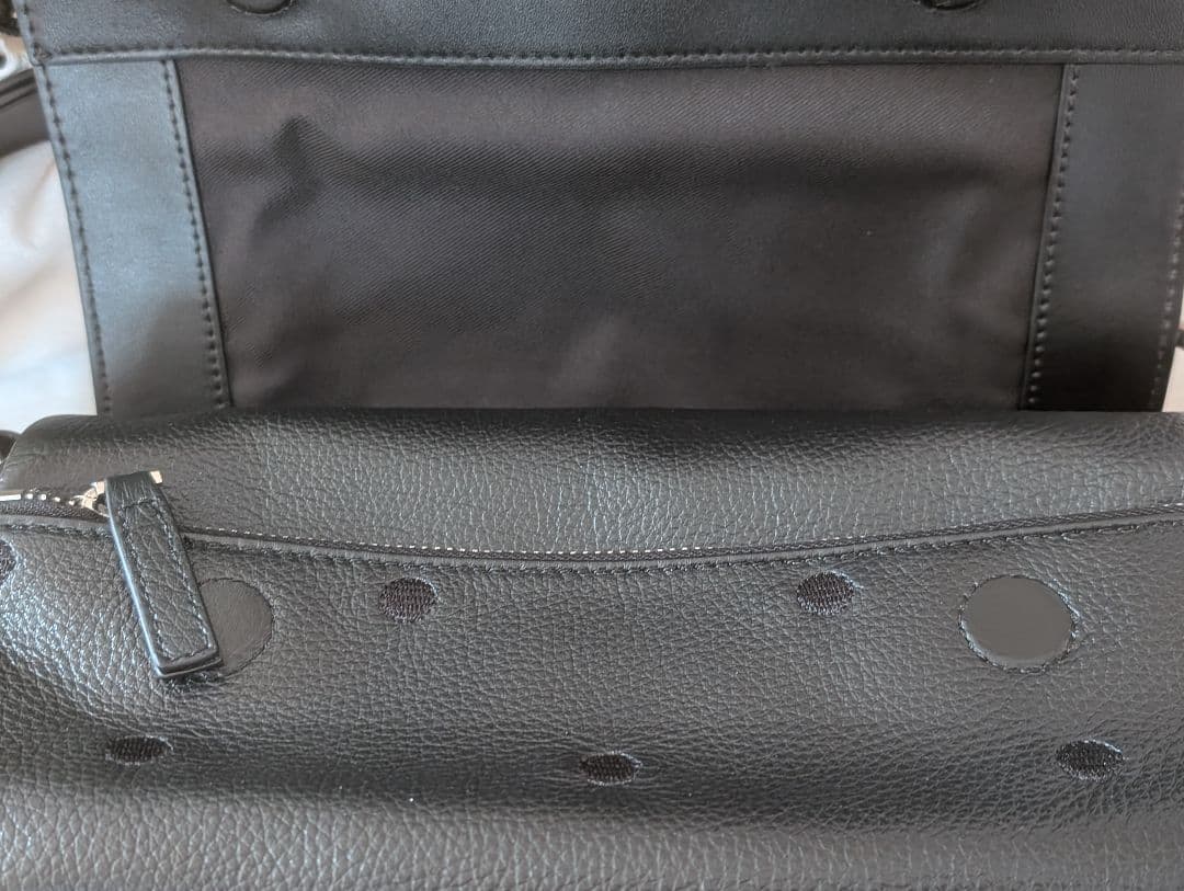 m*o様 ビアズリー ブラックレザードットショルダーバッグ