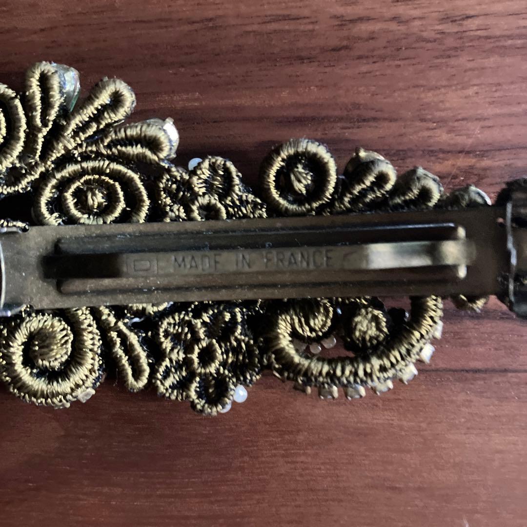 ミハエルネグリン　バレッタ　グリーン系