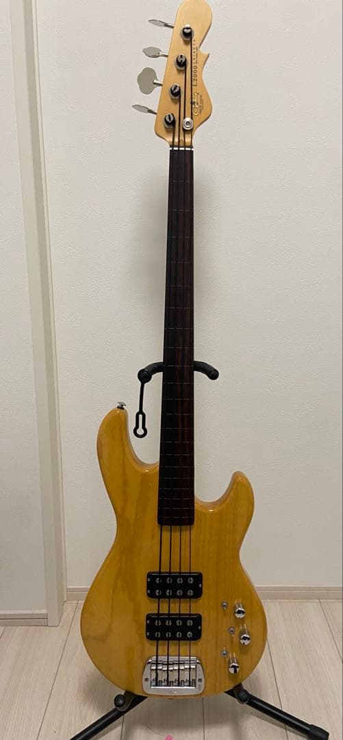 G&L L2000 tribute custom フレットレス