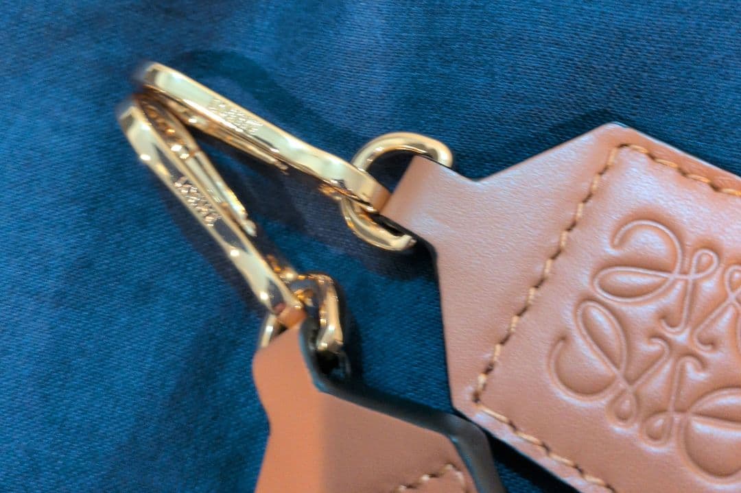 【13日本日迄出品】アナグラムストラップジャガードカーフナチュラル/タンG金具