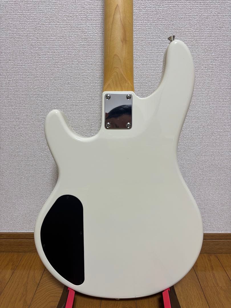 ベース Three Dots Guitars FB