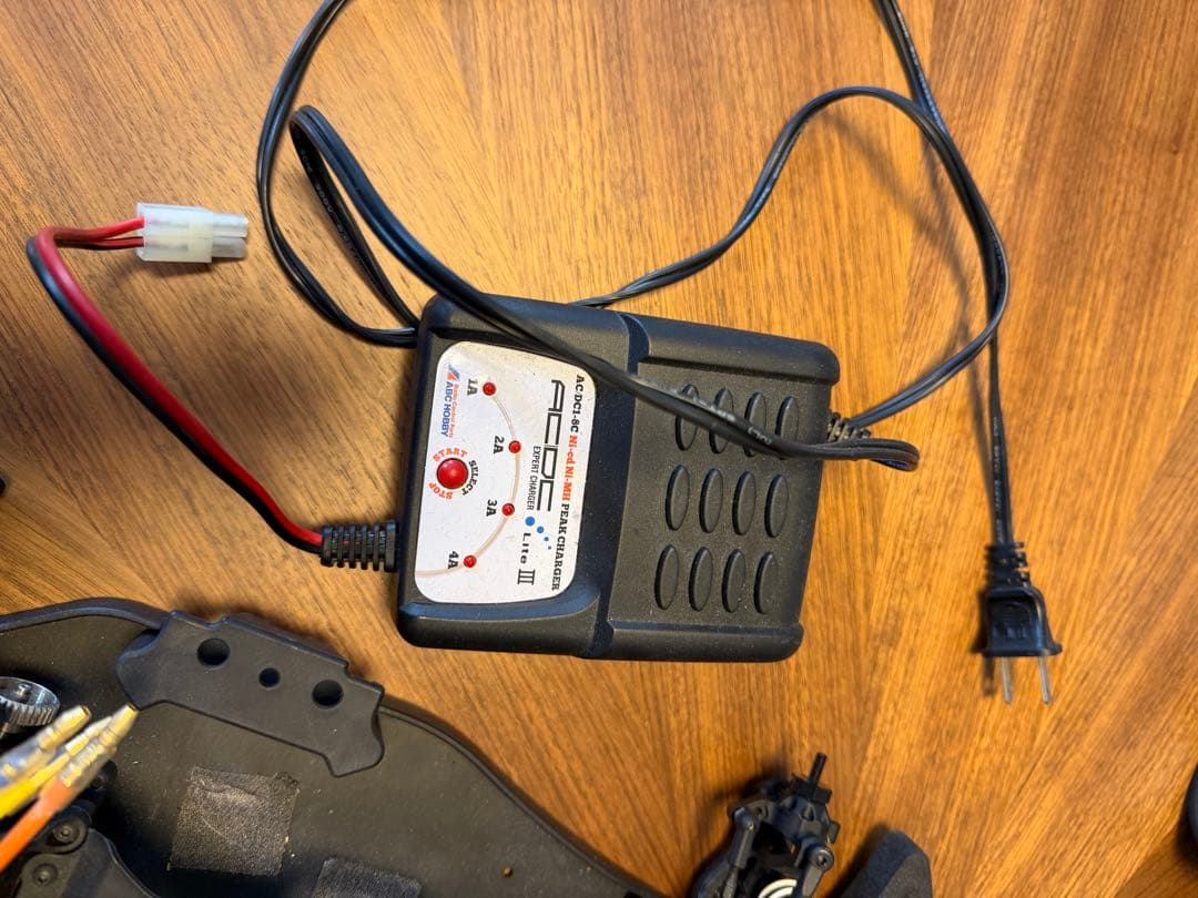 タミヤ　サンワ　ヨコモ　ラジコン