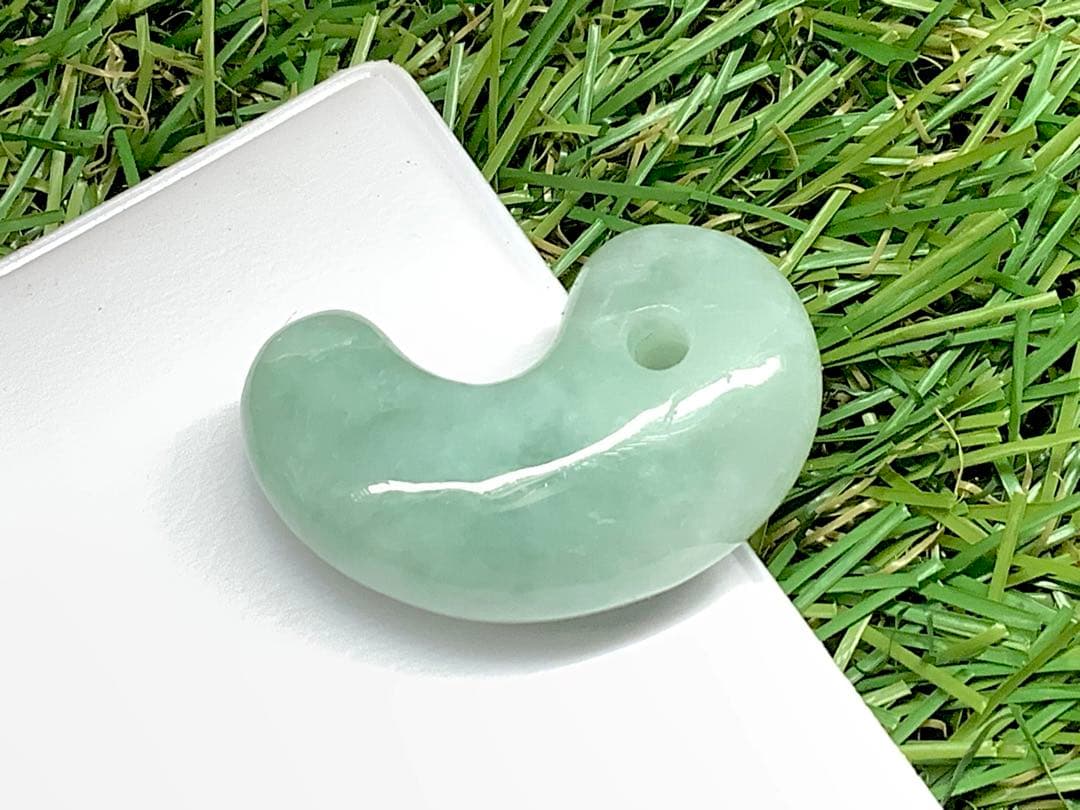 ✳味身抜群‼️糸魚川翡翠勾玉　お守り守護石　コレクションに‼️ 自信の一点卸し売り‼️