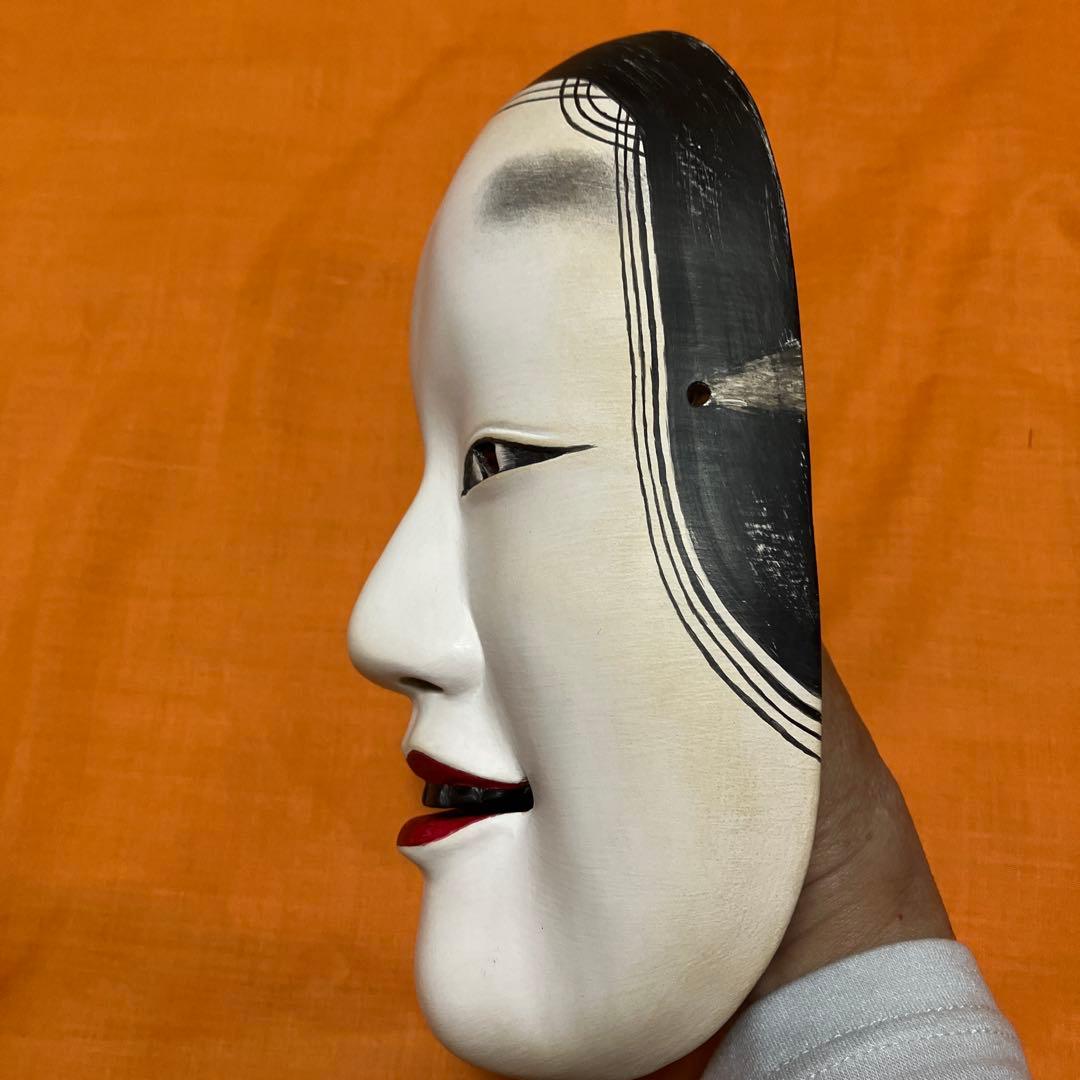 美品　能面　増女　(ますおんな) 木彫り　手彫り　桐箱　能面袋