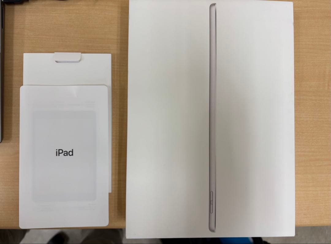 【ジャンク】iPad 第9世代 64GB 画面割/部品取り修理用バッテリー92%