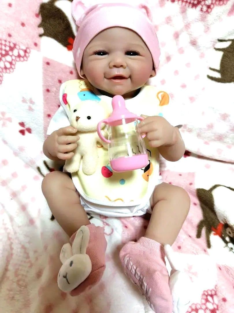 ♡笑顔がめちゃカワベビー♡リボーンドール　☆お世話セット付き☆