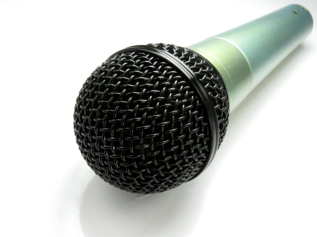 ② ベリンガー カスタム ペイント XM8500 ボーカル ダイナミック マイク