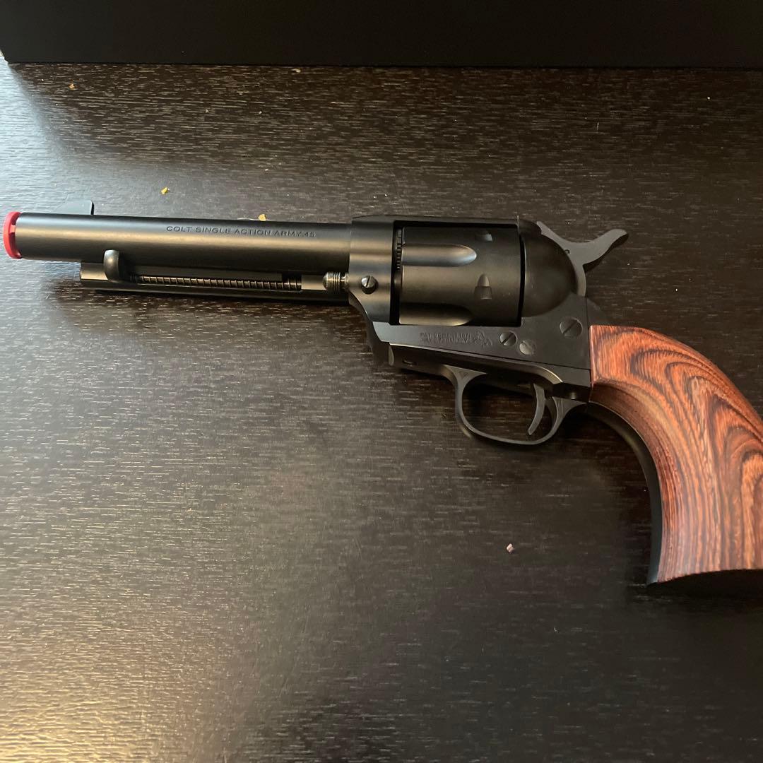 東京マルイ SAA (ウッドグリップ+真鍮カート+予備弾追加）