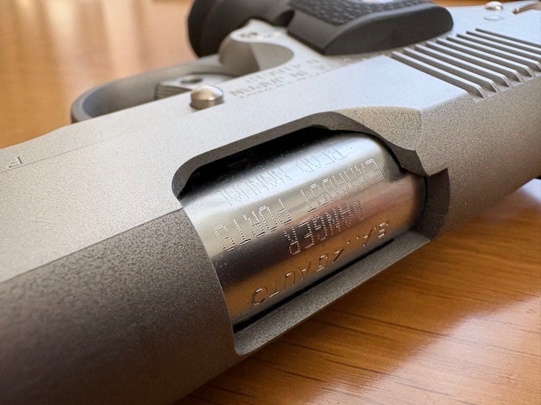 東京マルイ V10 ウルトラコンパクト シルバー　ガスブローバック