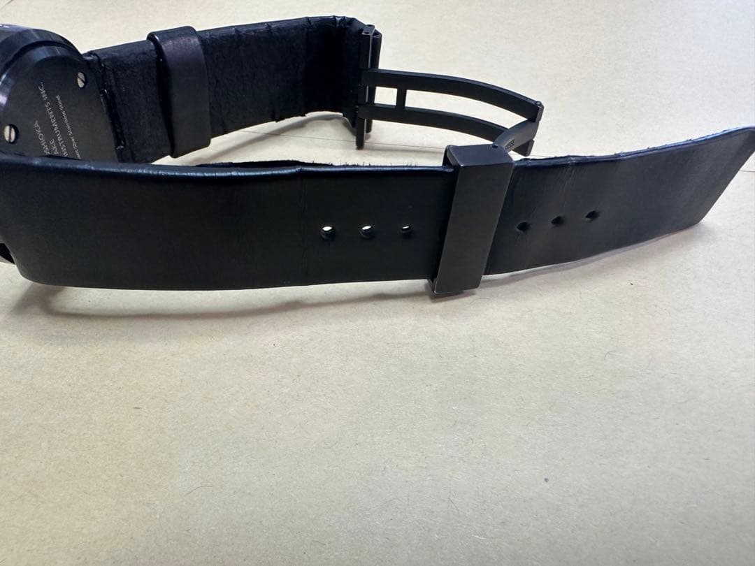 ISSEY MIYAKE TO ブラック　動作未確認