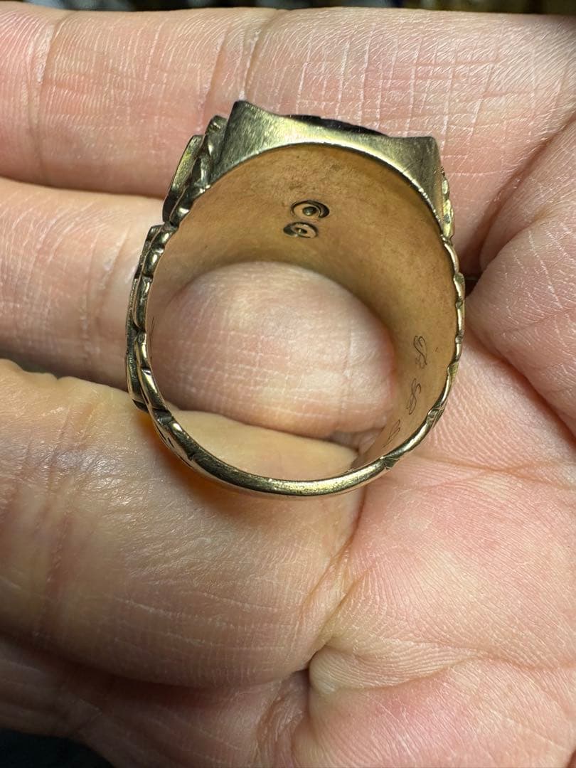 ヴィンテージ 10K ゴールド クラスリング SAFARI