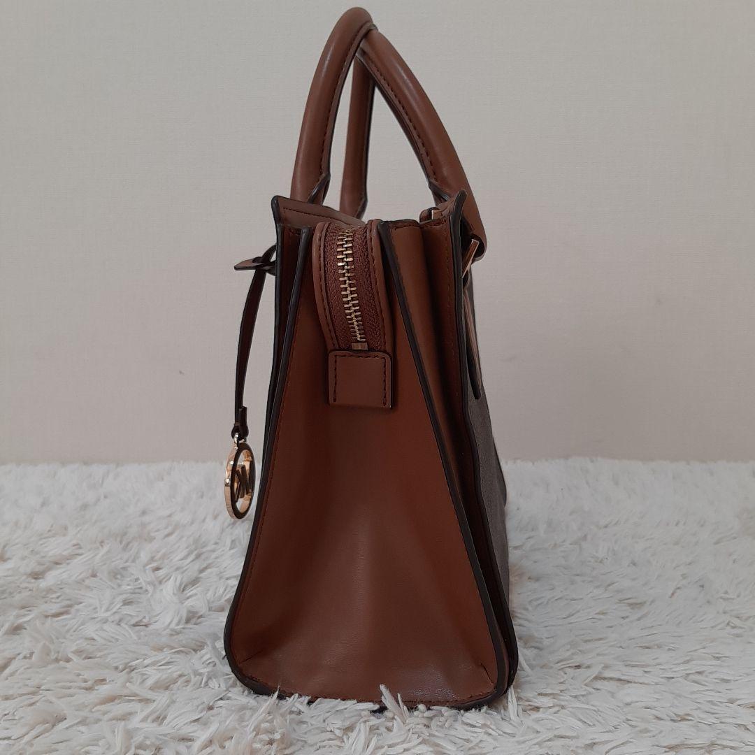 MICHAEL KORS　マイケルコース　ハンドバッグ　チャーム付き　ブラウン
