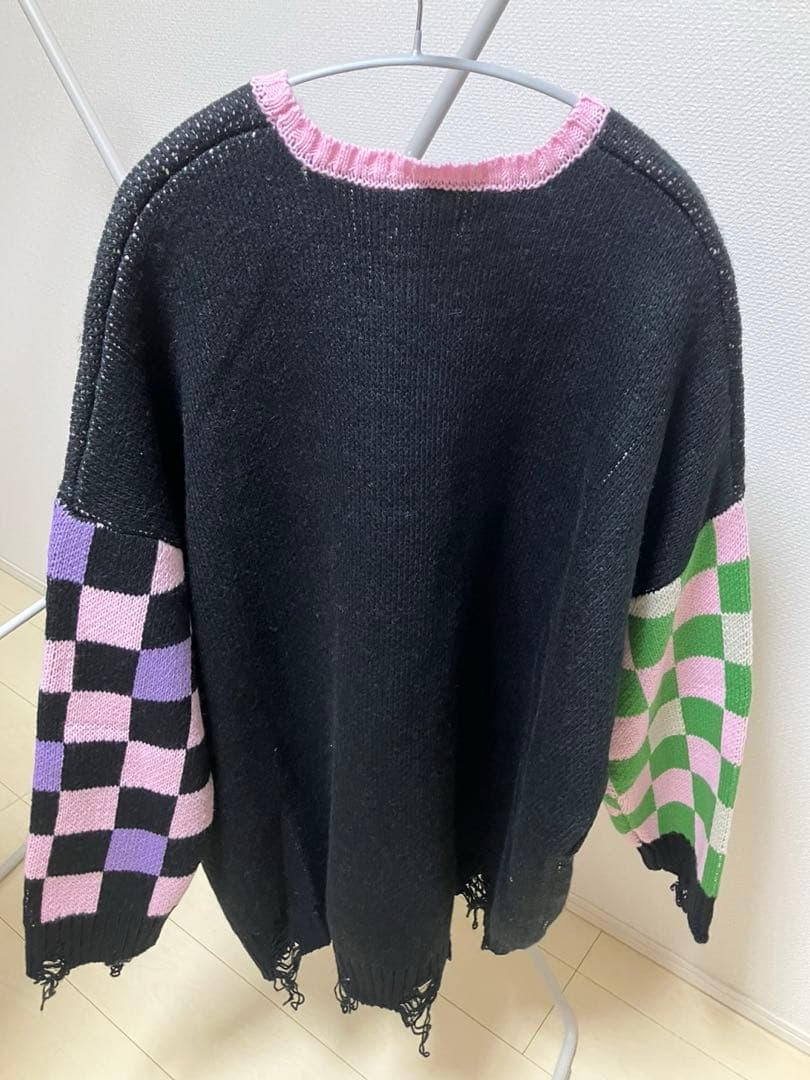 LiSA ROYロゴダメージニット