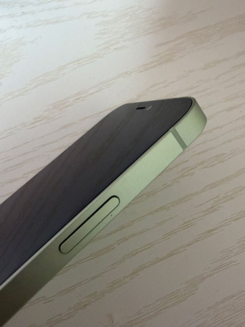 【値下げ中】iPhone12 本体 256GB 目立つ傷なし美品