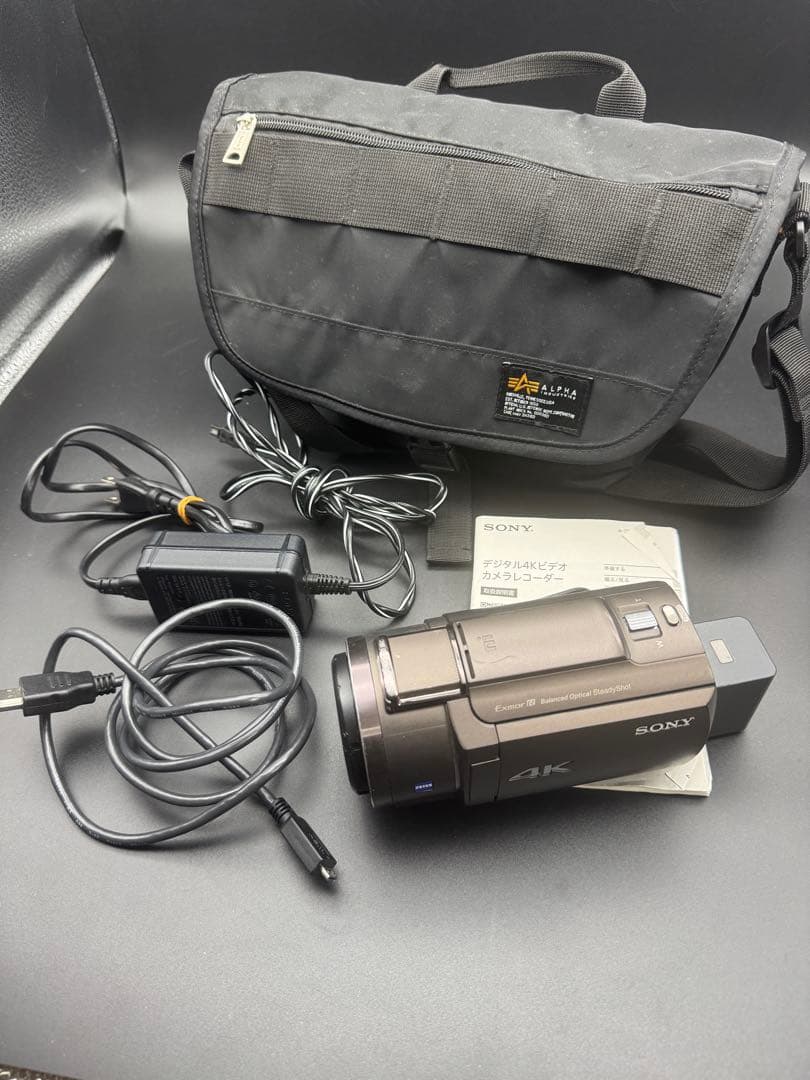 SONY デジタル4K ビデオカメラ レコーダー　FDR-AX45 本体