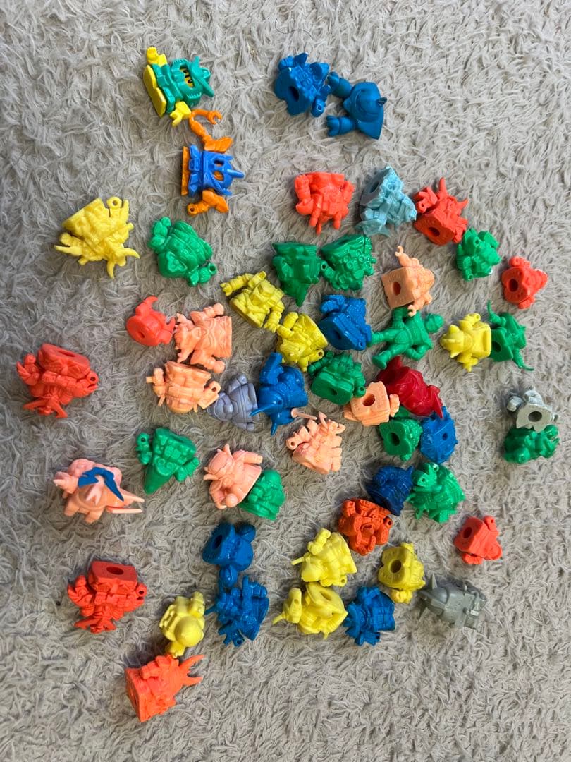 多色キャラクター型フィギュア約50個セット