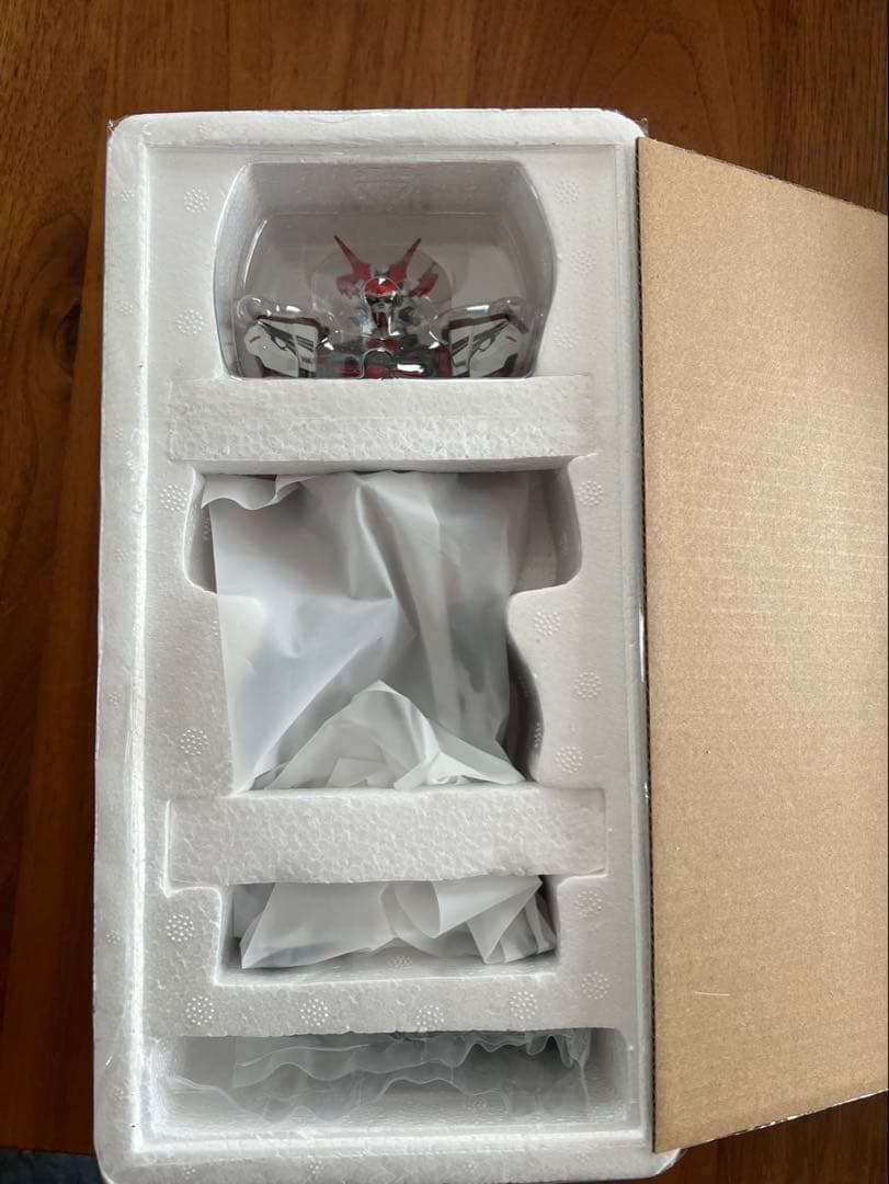 メタルビルドガンダムアストレイレッドドラゴニクス＆カレトヴルッフ×2個