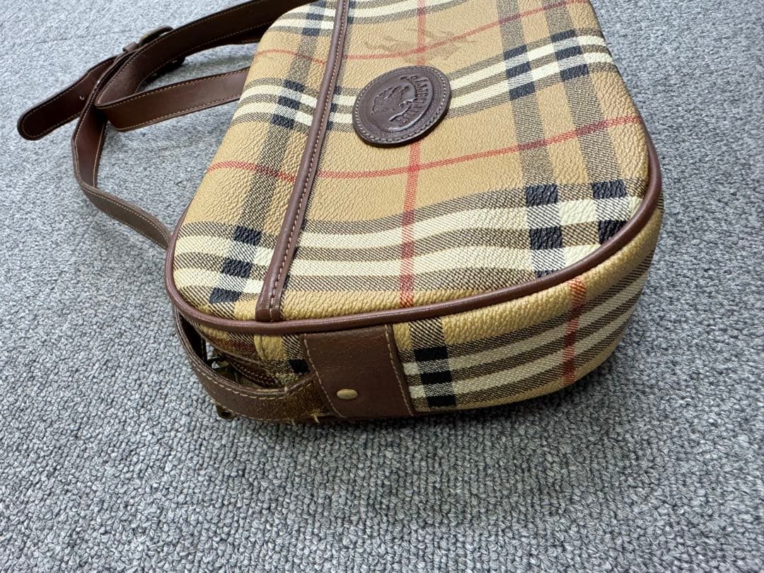 Burberry バーバリー ショルダーバッグ ポシェット ノバチェック PVC