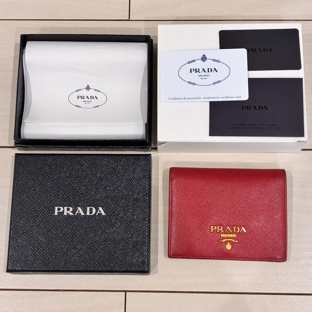 PRADA サフィアーノレザー 二つ折り財布 マルチカラー 赤