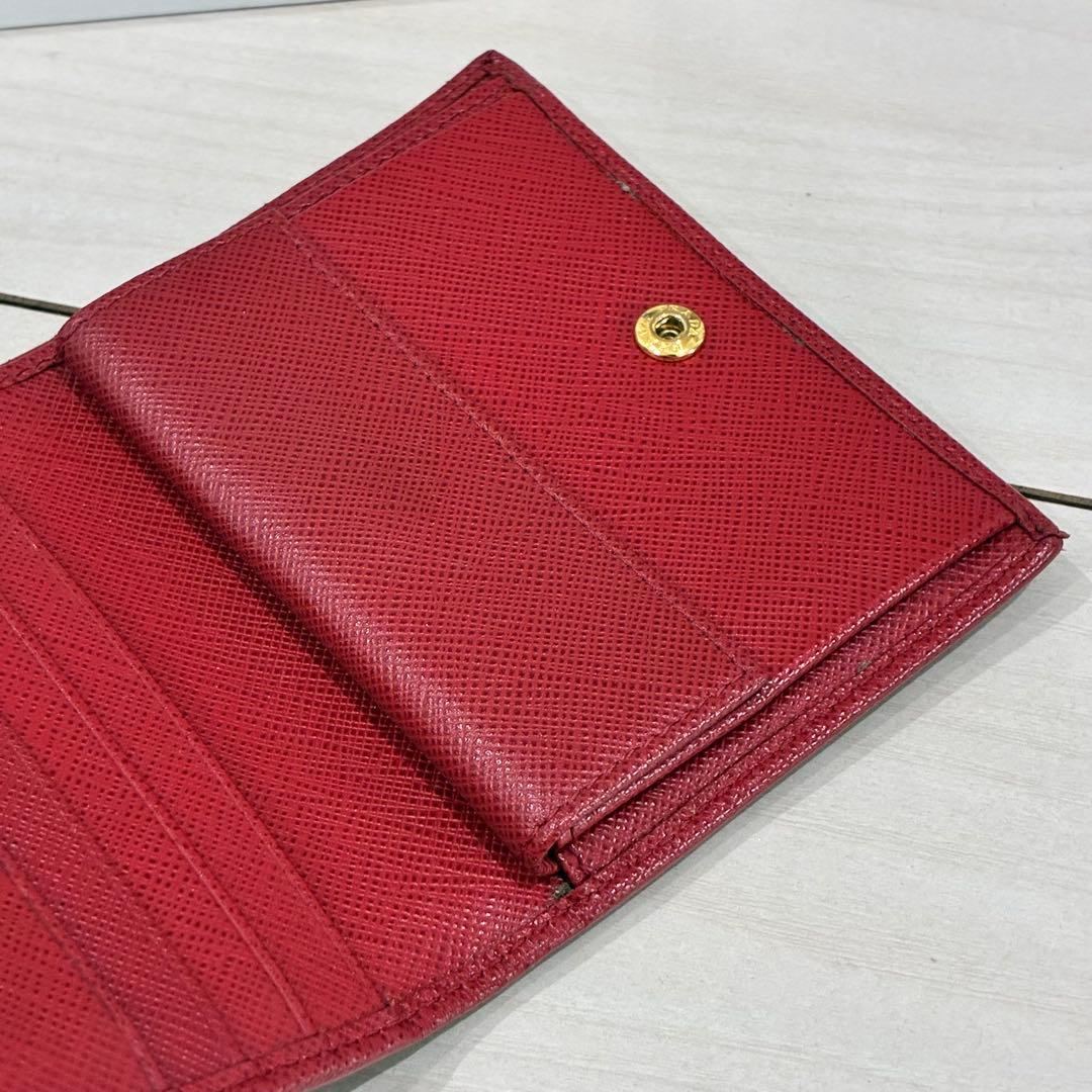 PRADA サフィアーノレザー 二つ折り財布 マルチカラー 赤