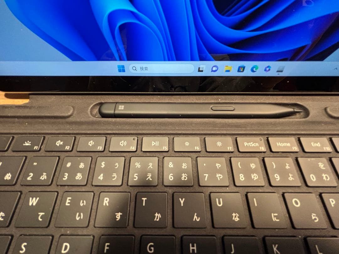 【美品・保証譲渡可】Surface Pro 9 プラチナ／純正キーボード＋ペン付