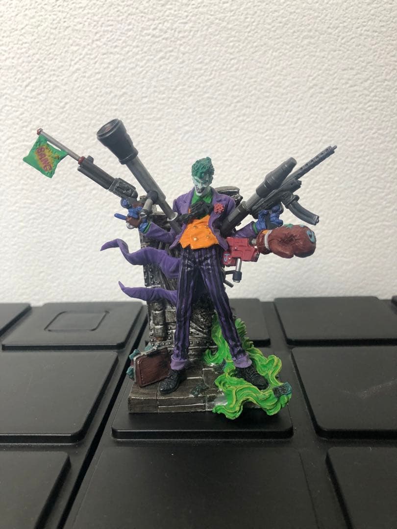 BATMAN THE JOKERフィギュア 期間限定価格