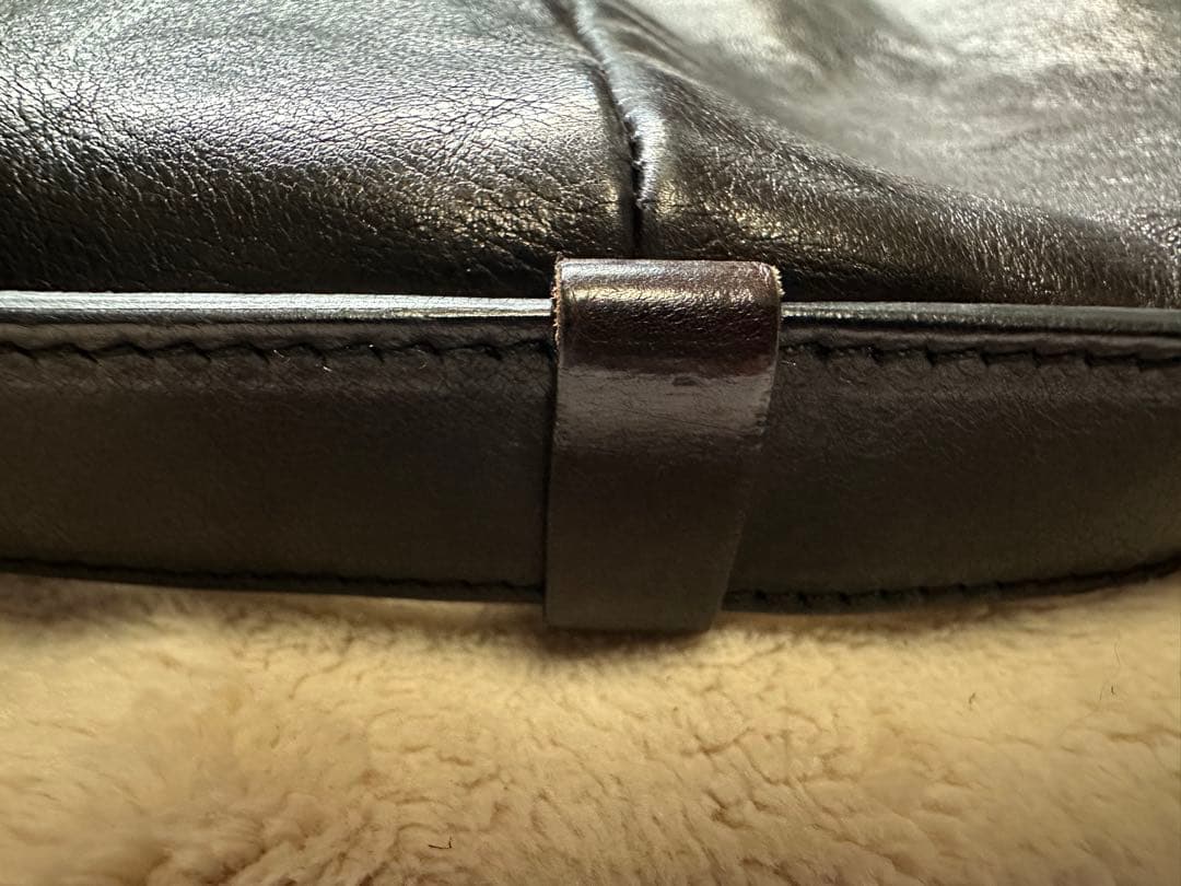 サンローラン　モンバサ