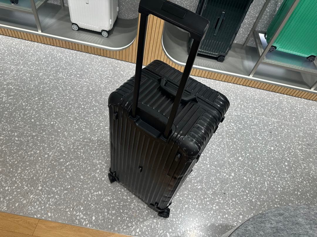 リモワRIMOWA オリジナル Trunk Plus (黒)