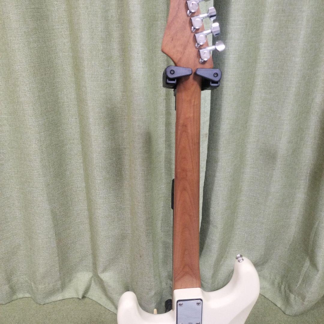 Bacchus Universe Series BST-2 ホワイトエレキギター