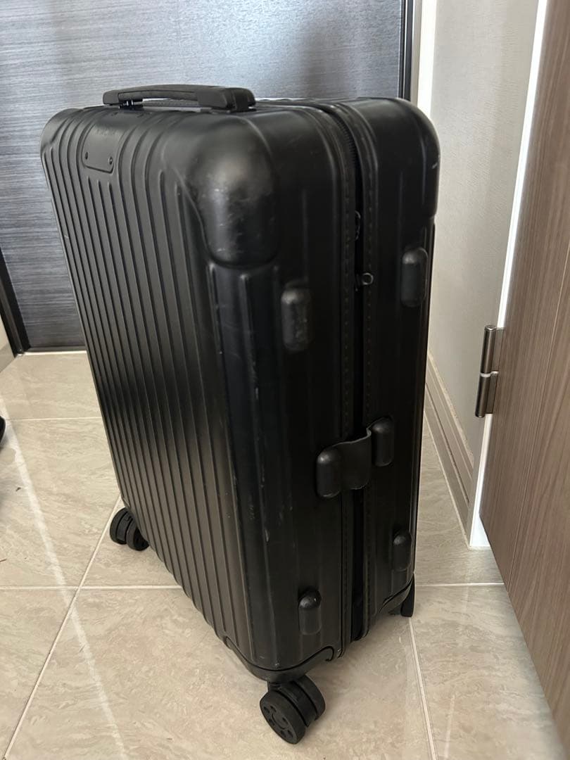 リモワ　スーツケース　機内持ち込みサイズ　※値下げ不可