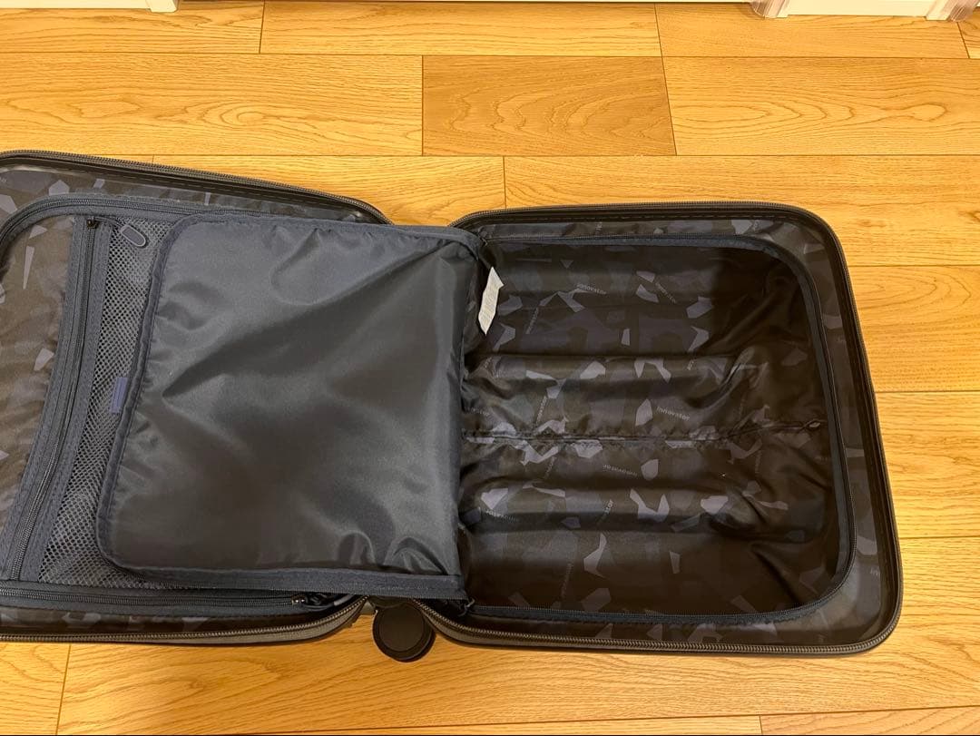 innovator inv20 スーツケース　機内持ち込み