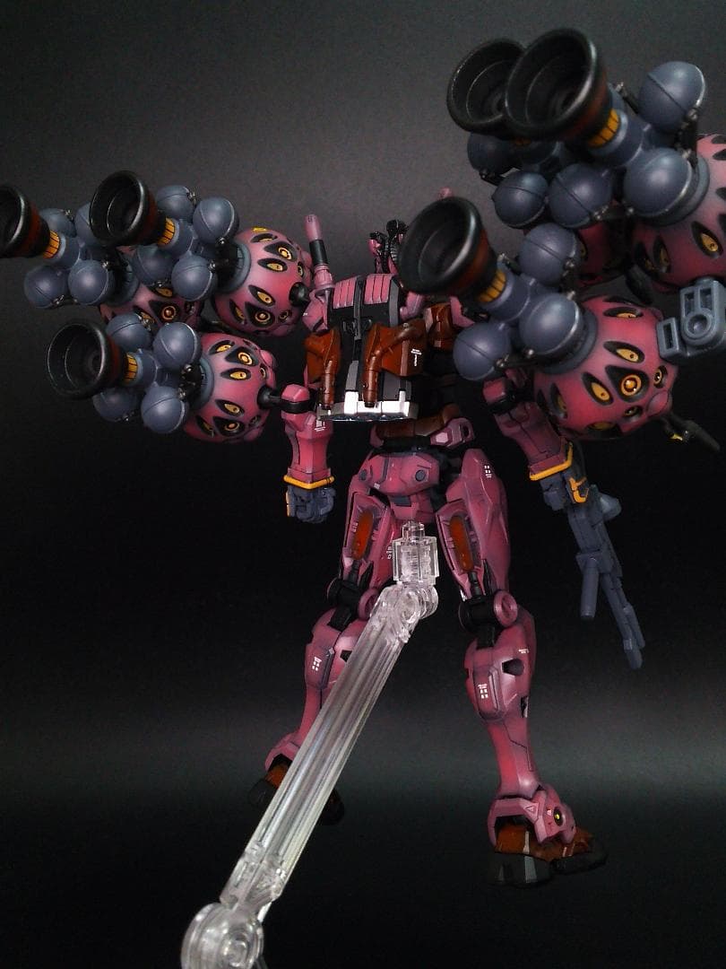HG 赤いガンダム　ビット６機装備