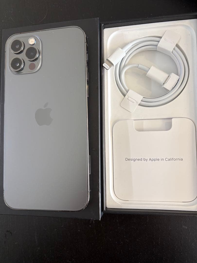 で*よ様 Apple iPhone 12 Pro グラファイト 本体