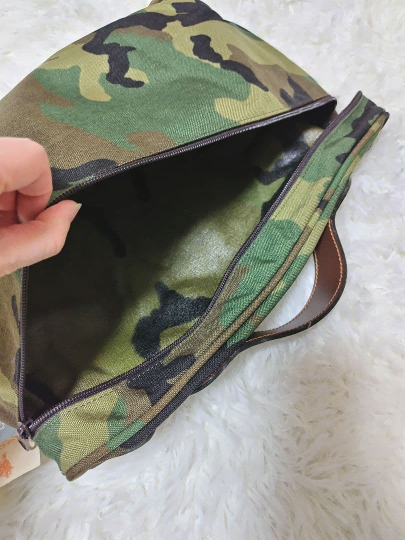 新品タグ付　限定モデル！エルベシャプリエブリーフバッグ カモフラージュ915W