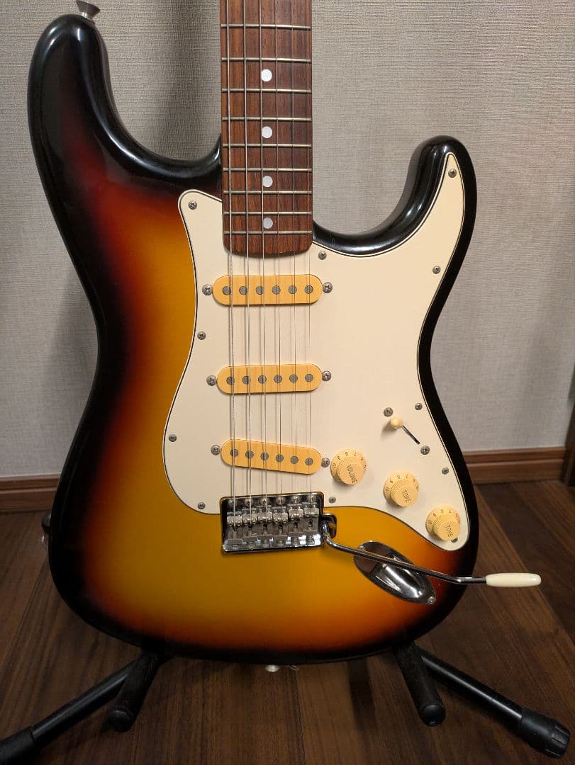 日本製 Squier Stratocaster フジゲン製
