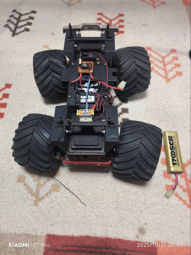 CLOD BUSTER ラジコンカー