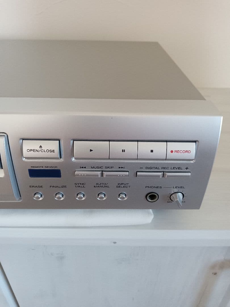 《動作品・美品》CDレコーダー　TEAC　CD-RW880