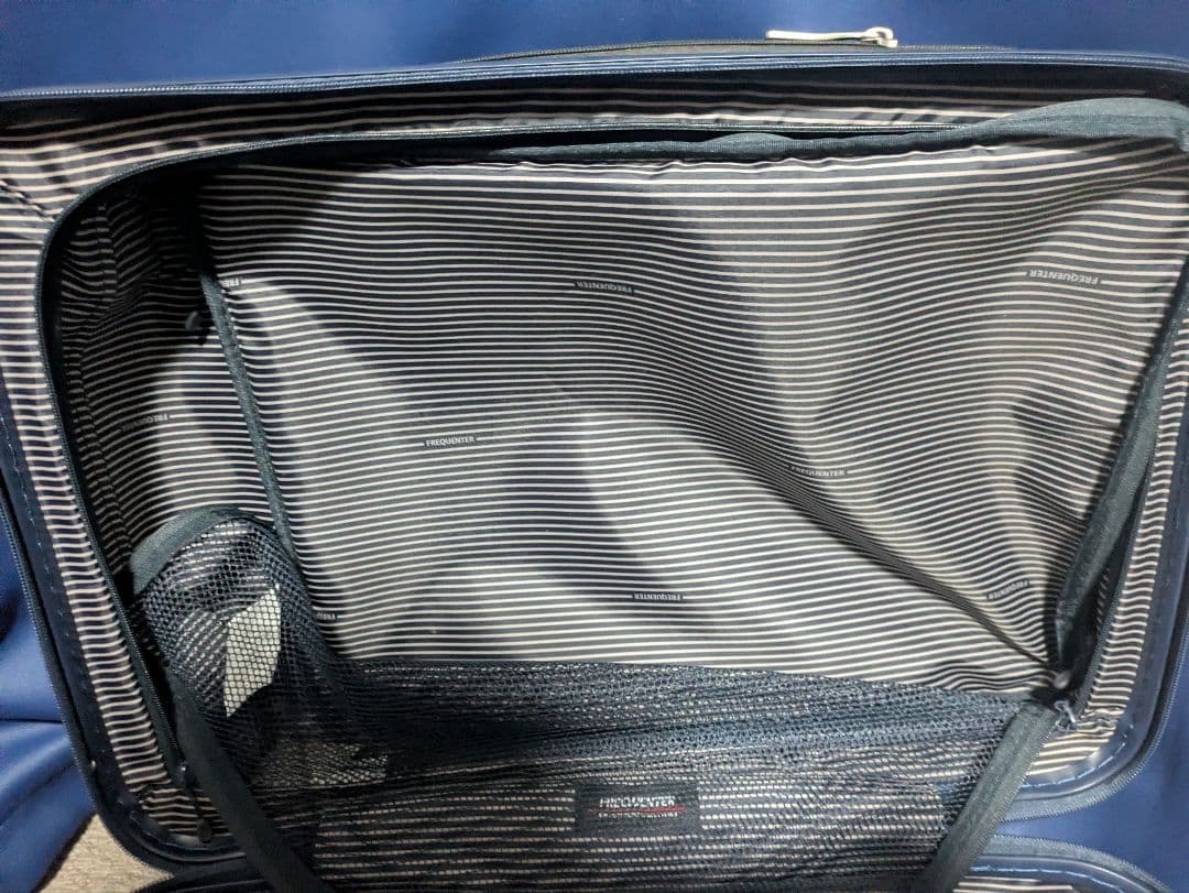 FREQUENTER CLAM A キャリーケース 44L ネイビー