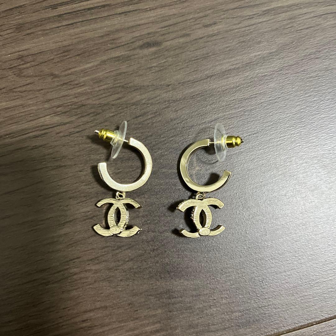 CHANELピアス(両耳用)