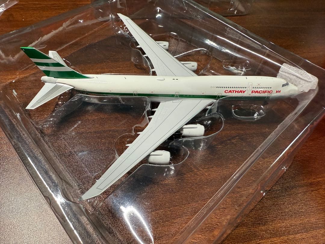JC Wings 1:400 キャセイパシフィック B747-8I B-HKG