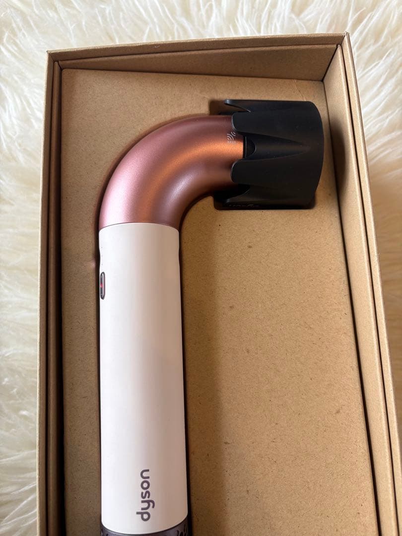 Dyson Supersonic ヘアドライヤー HD17 動作正常品