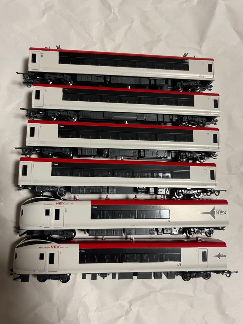 E259系成田エクスプレス6両kato ライト室内灯点灯確認済